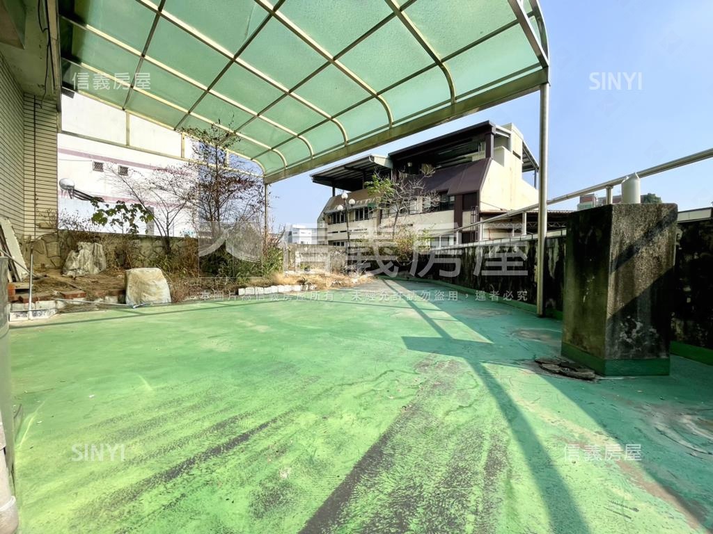 國美特區角間店面房屋室內格局與周邊環境