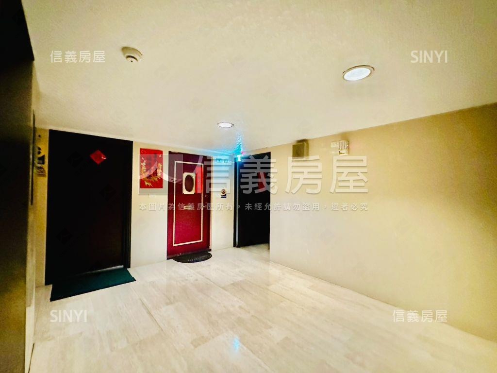 景觀正棻車位華廈房屋室內格局與周邊環境