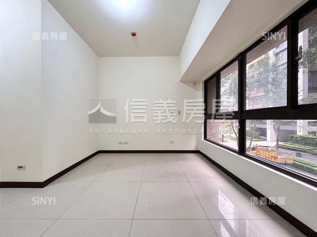 國泰新莊園毛小孩天地房屋室內格局與周邊環境