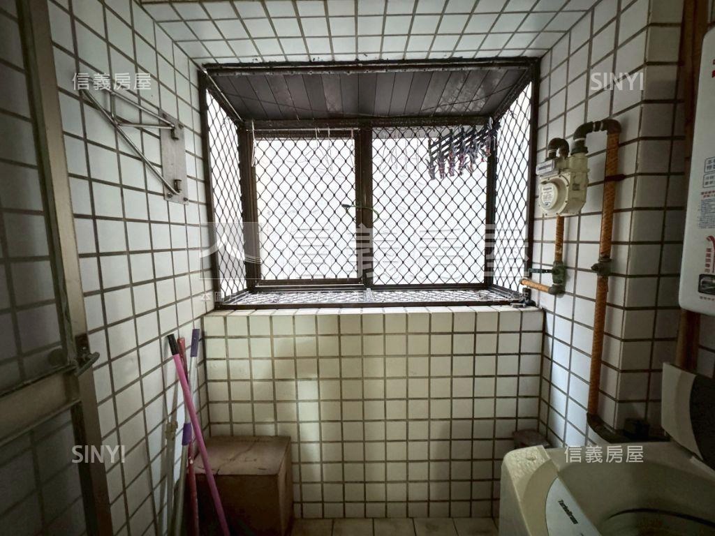 中壢低總價電梯３房房屋室內格局與周邊環境