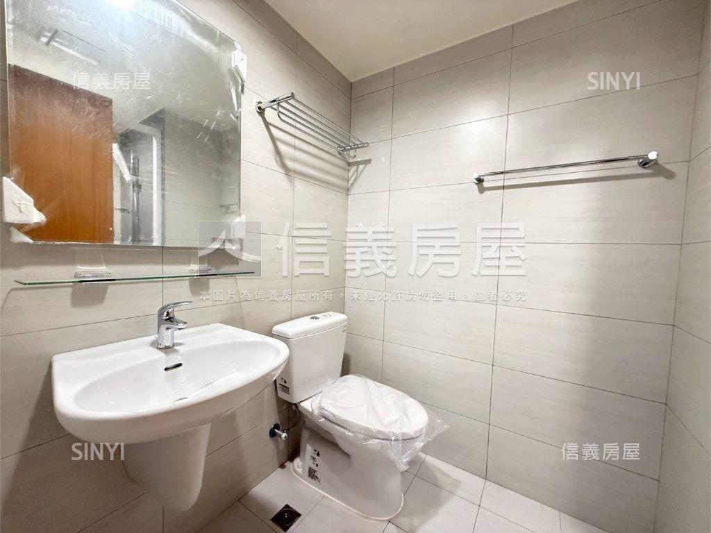 幸福成中高樓層三房平車房屋室內格局與周邊環境