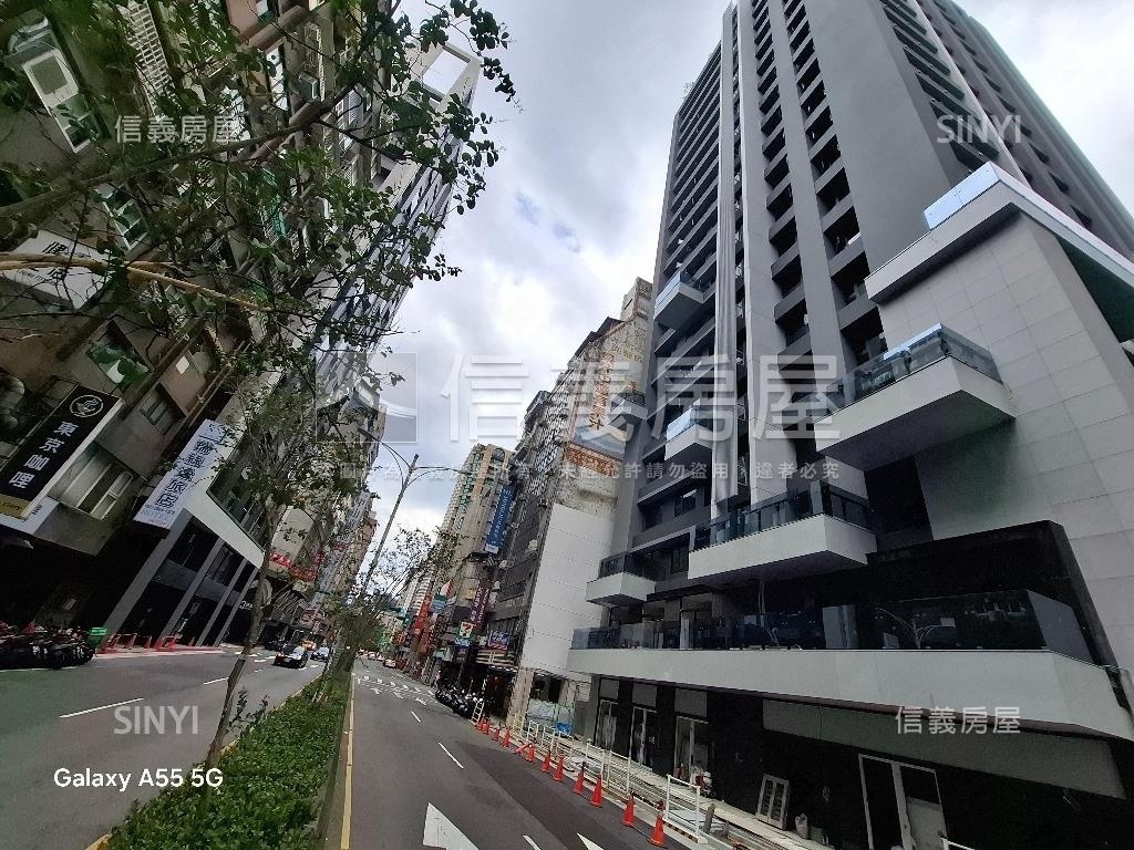 璞園榮稀有高樓車位房屋室內格局與周邊環境