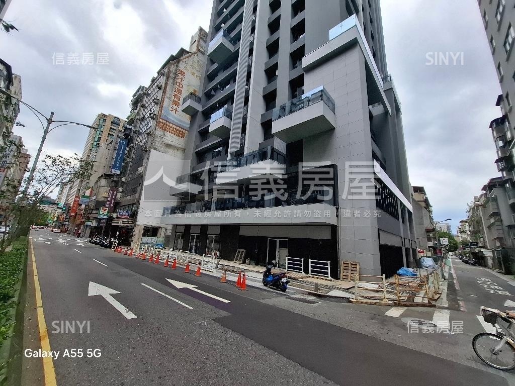 璞園榮稀有高樓車位房屋室內格局與周邊環境