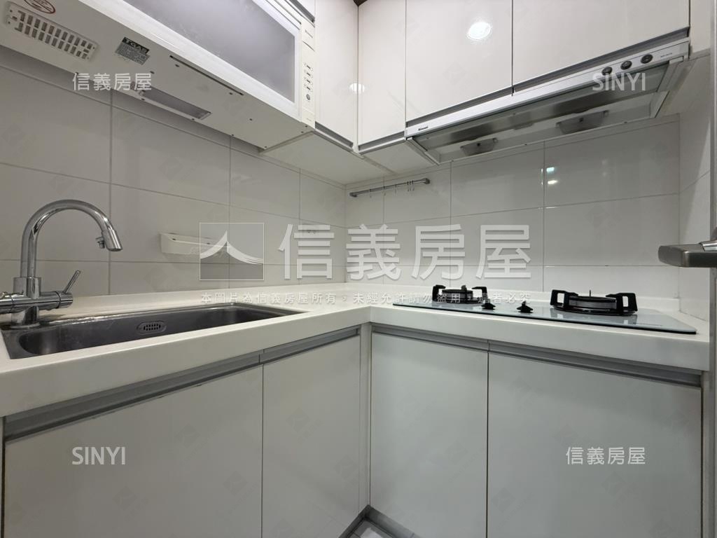 北區成大城｜兩房大陽台戶房屋室內格局與周邊環境