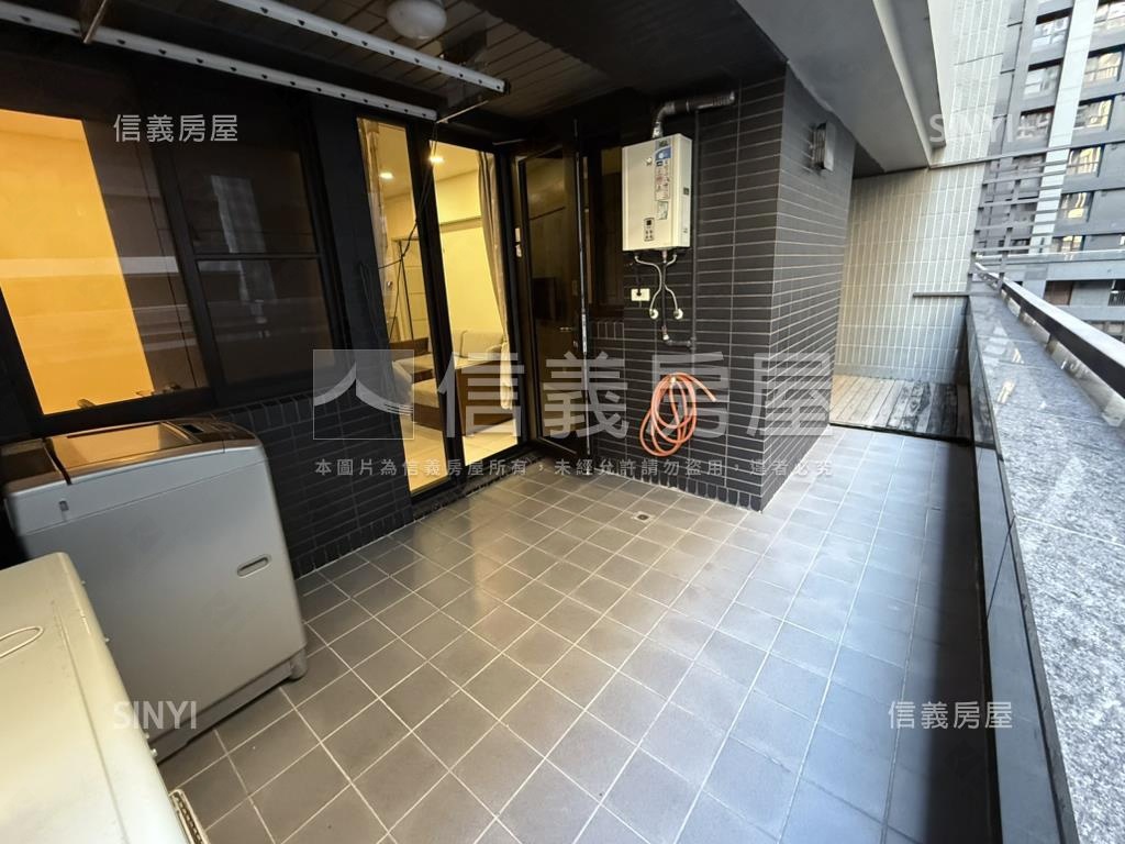 北區成大城｜兩房大陽台戶房屋室內格局與周邊環境