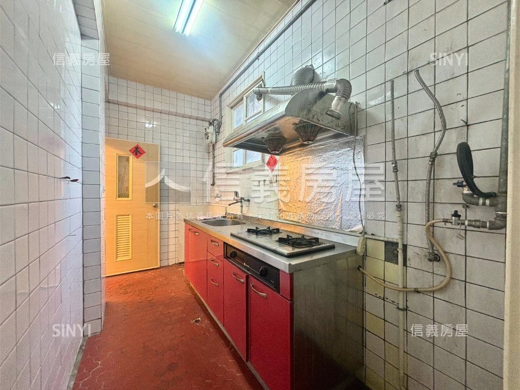 建國輕鬆成家機能宅房屋室內格局與周邊環境