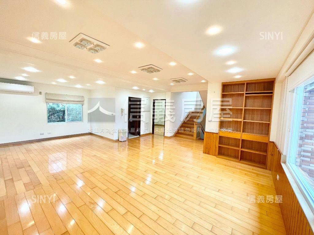 綠意盎然秀岡山莊享森林浴房屋室內格局與周邊環境