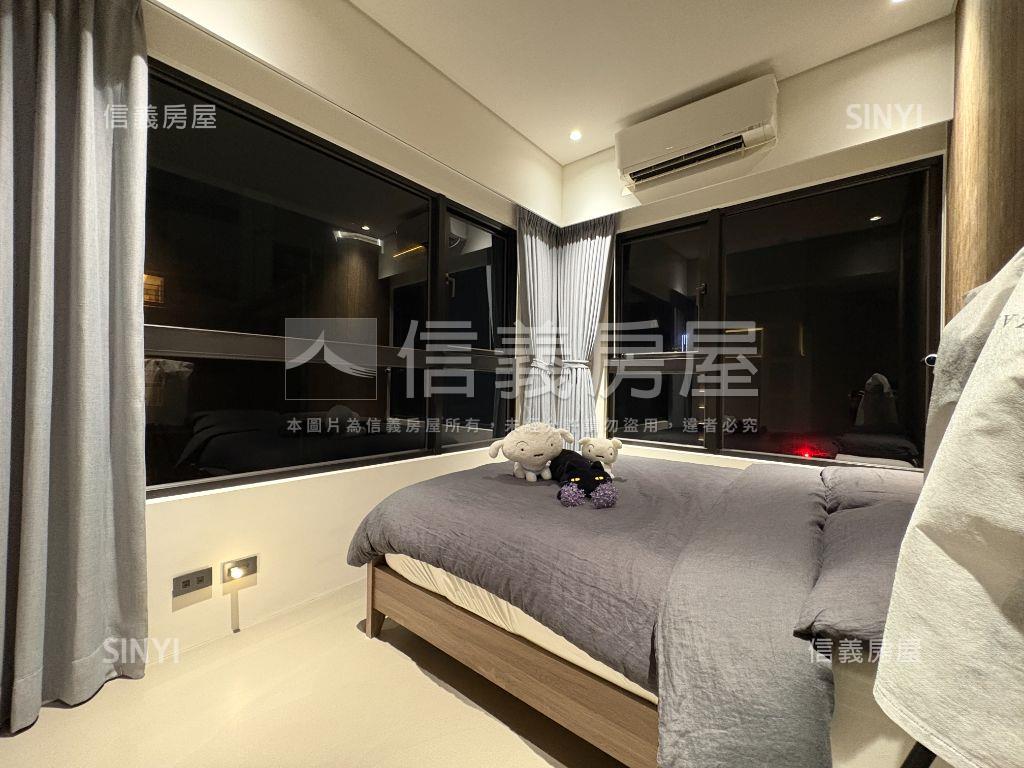 Ａ３雙捷日健頂裝４房車位房屋室內格局與周邊環境