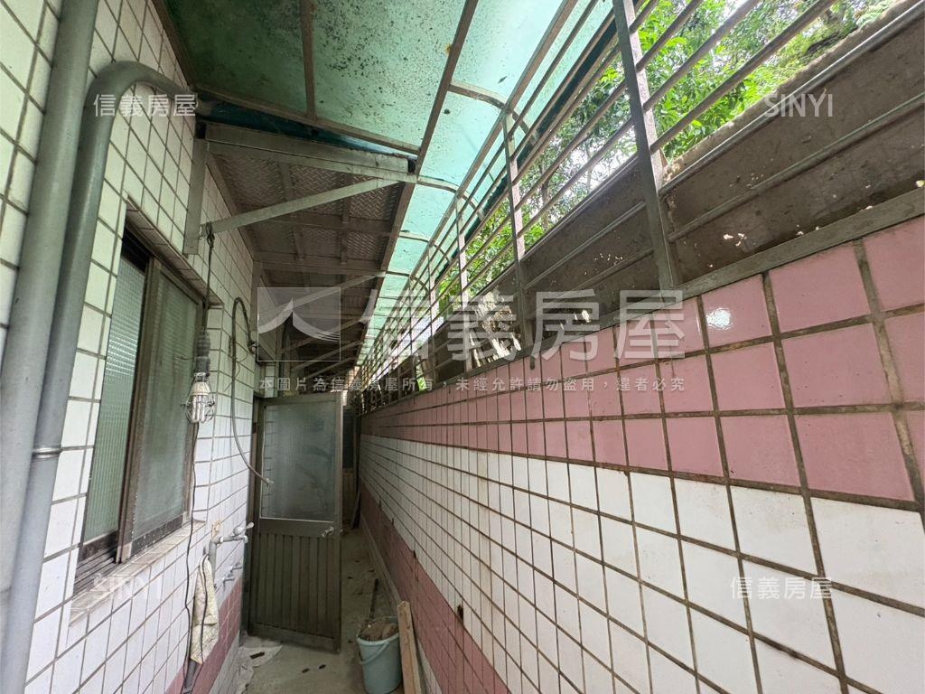 招商街黃金一樓房屋室內格局與周邊環境