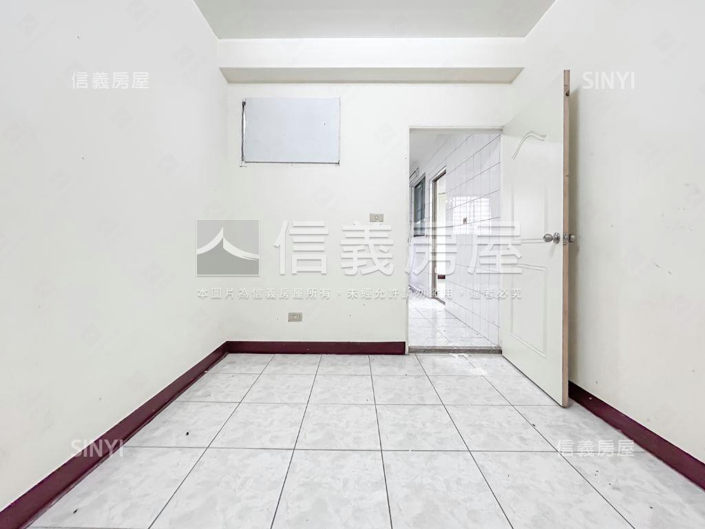 招商街黃金一樓房屋室內格局與周邊環境