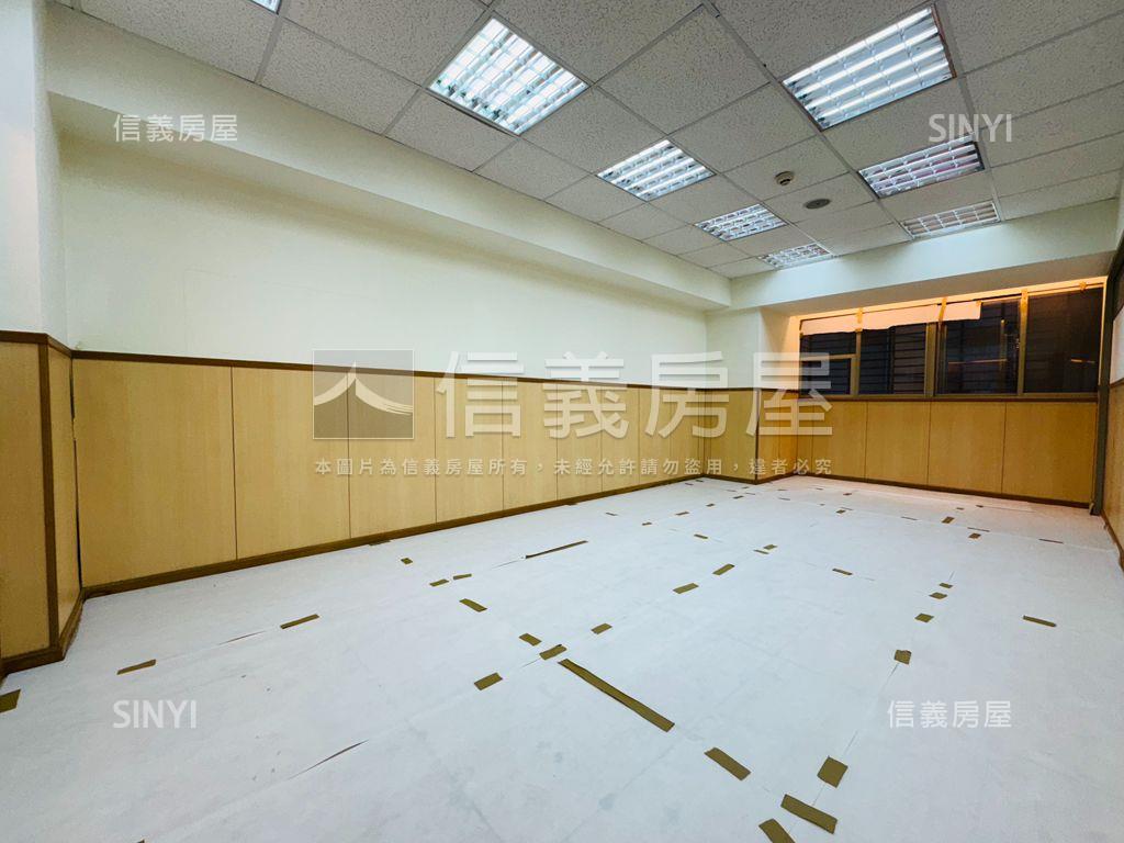 【地標型店辦】珍稀釋出房屋室內格局與周邊環境