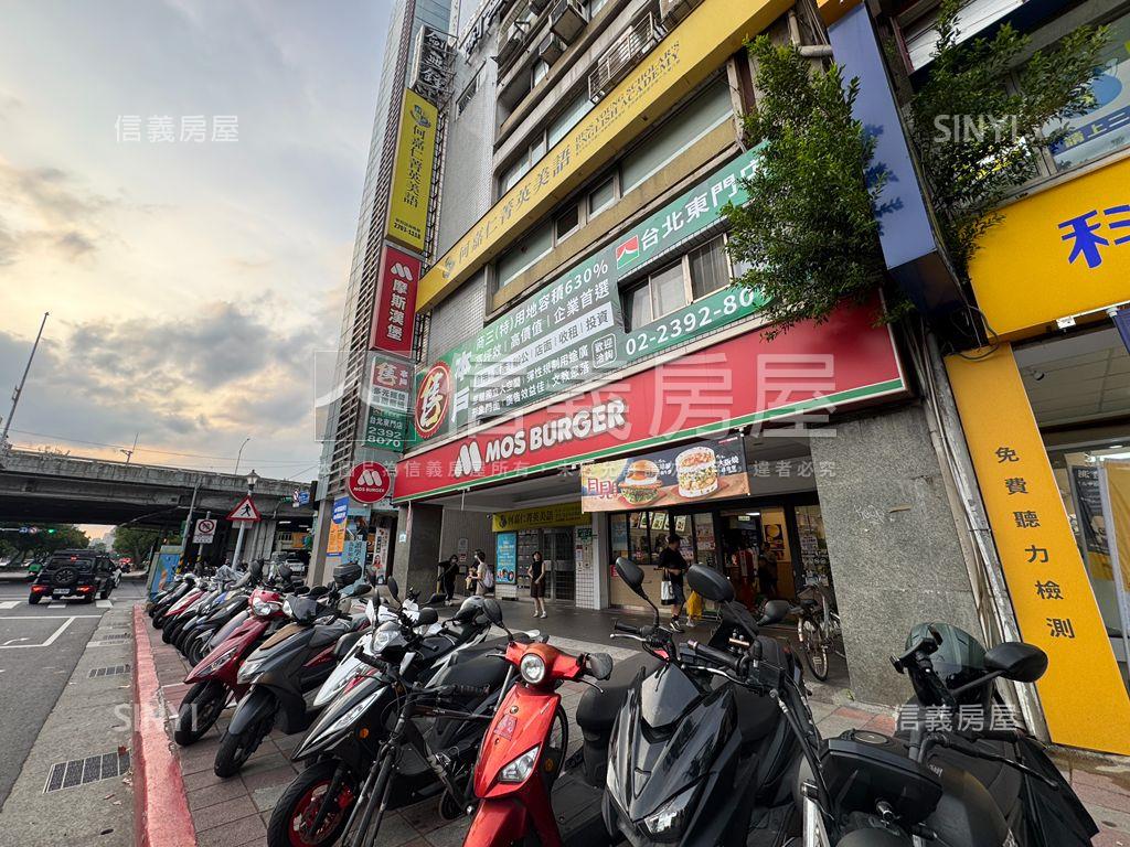 【地標型店辦】珍稀釋出房屋室內格局與周邊環境