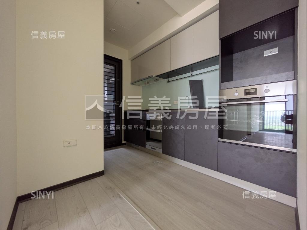 一綻視野三房平面車位房屋室內格局與周邊環境