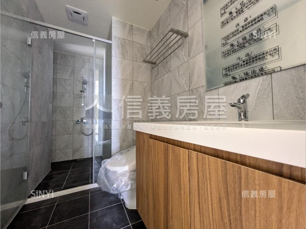 一綻視野三房平面車位房屋室內格局與周邊環境