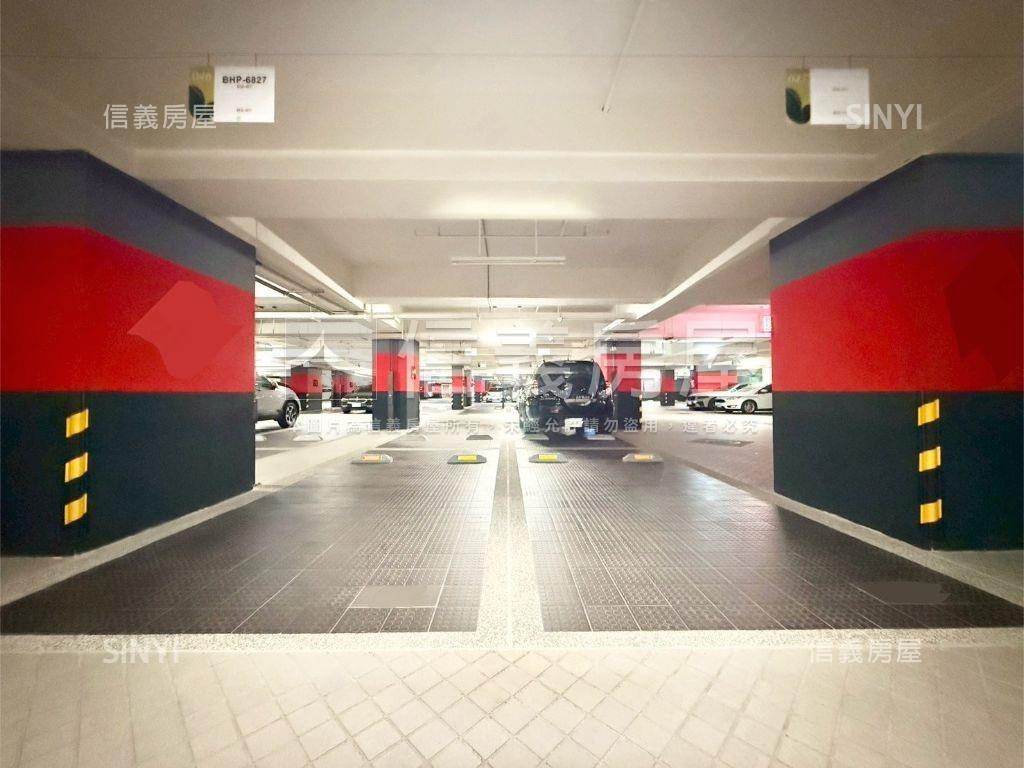 朝南－惠宇碧柳３房雙車房屋室內格局與周邊環境