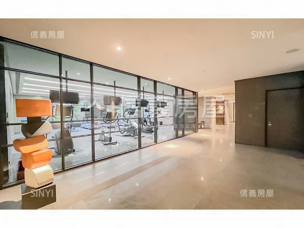 朝南－惠宇碧柳３房雙車房屋室內格局與周邊環境