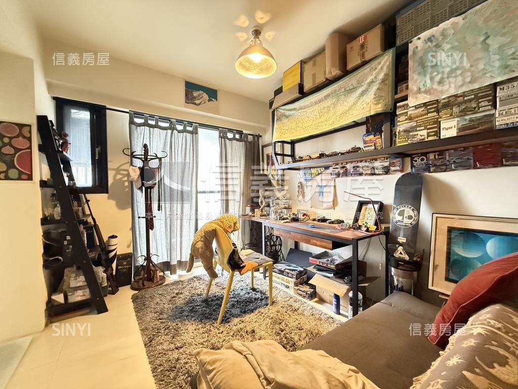 稀有！五權１０１兩房車位房屋室內格局與周邊環境