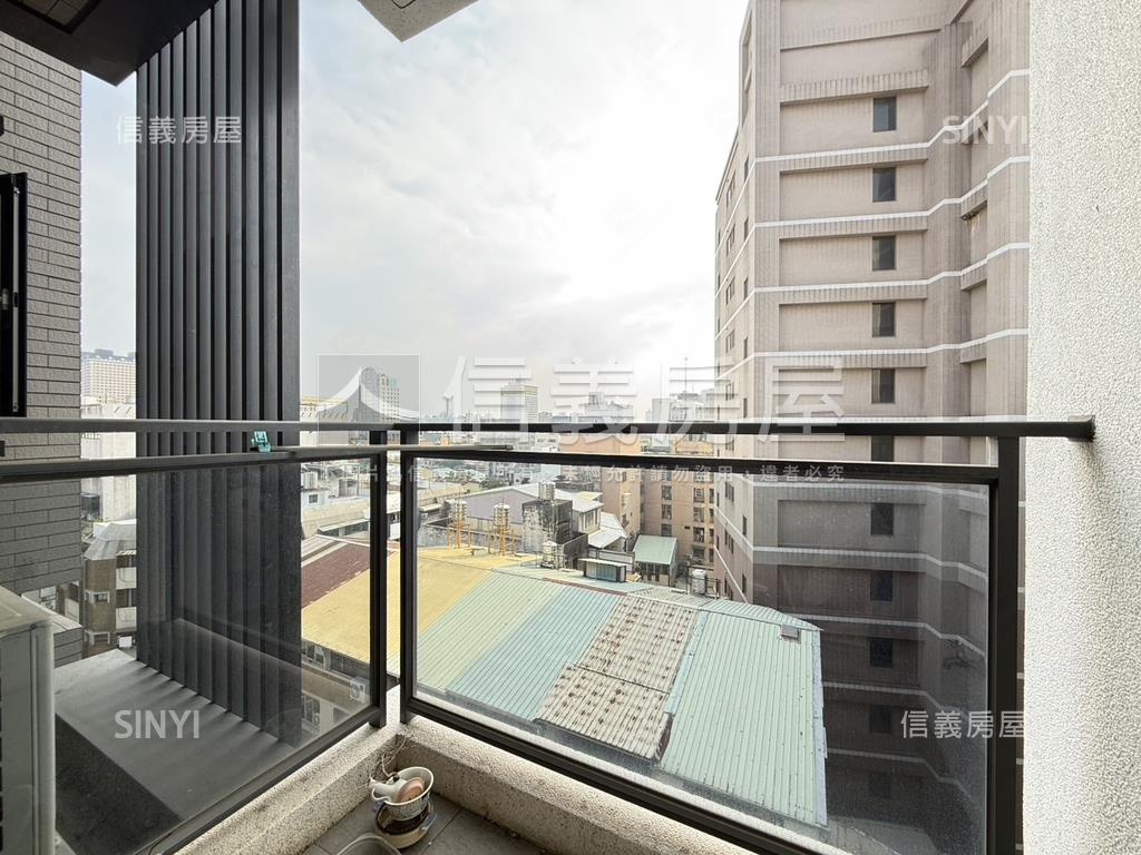 稀有！五權１０１兩房車位房屋室內格局與周邊環境