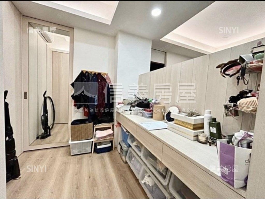 百萬裝潢潤隆精裝戶房屋室內格局與周邊環境