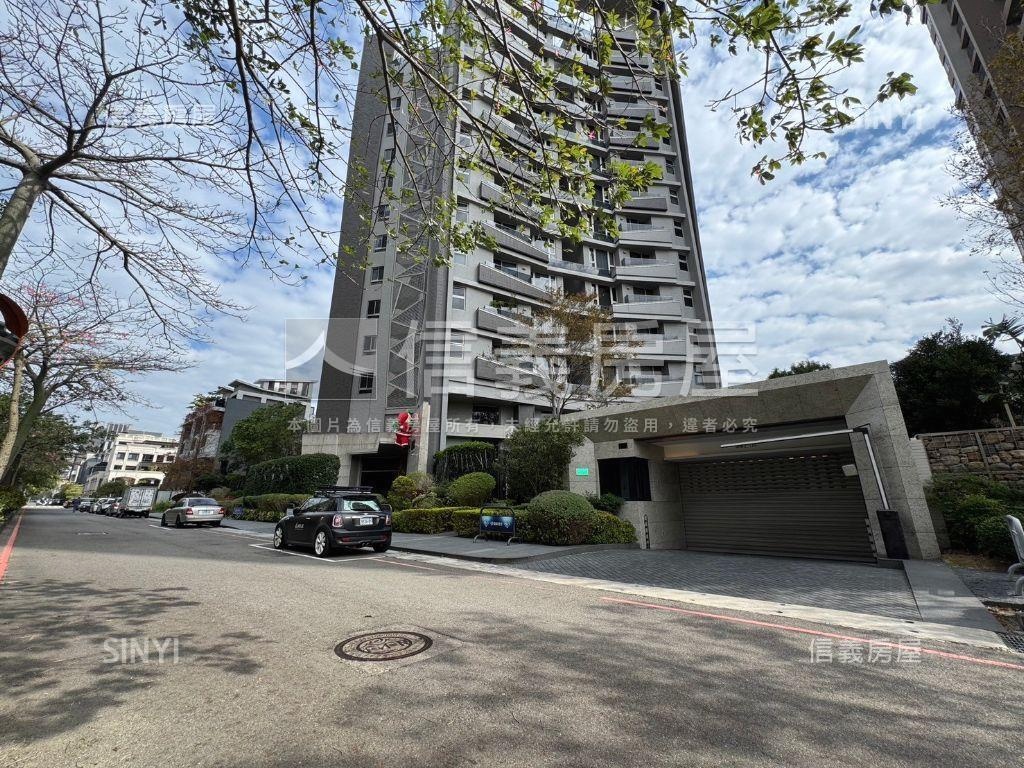 百萬裝潢潤隆精裝戶房屋室內格局與周邊環境