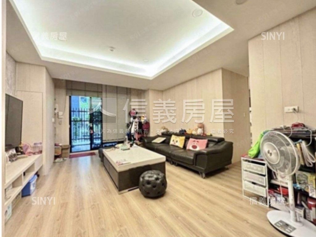 百萬裝潢潤隆精裝戶房屋室內格局與周邊環境