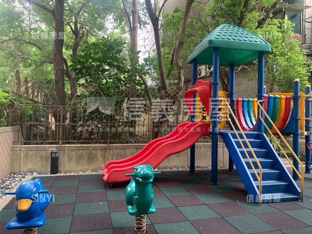 獨家新板城★兩房明廳明房房屋室內格局與周邊環境