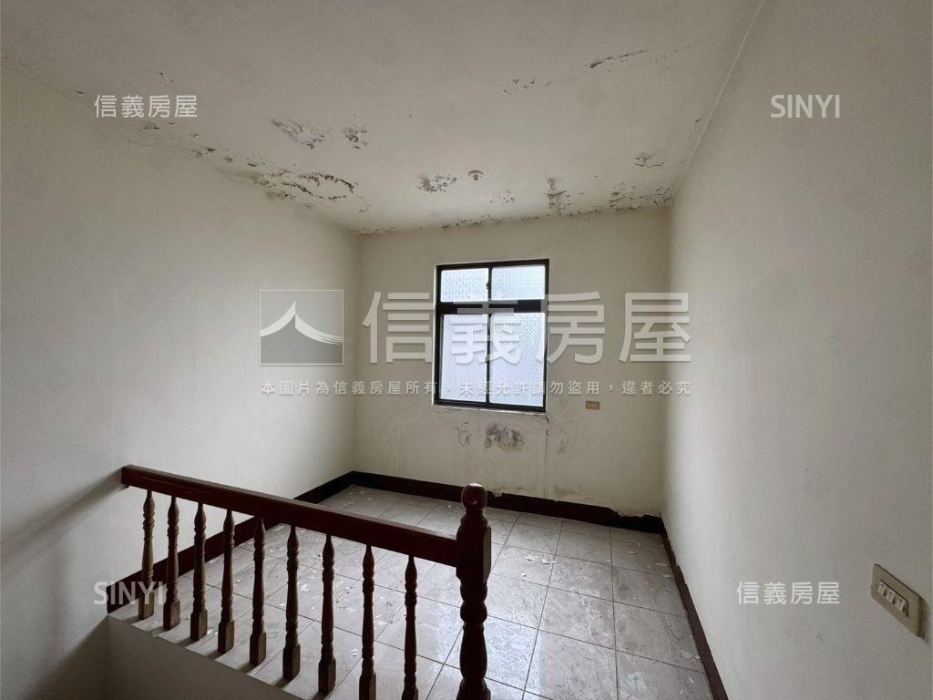 近龍潭交流道豪門大亨別墅房屋室內格局與周邊環境