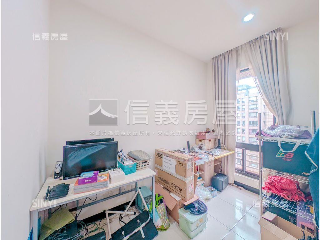 長堤。採光高樓３房帶車位房屋室內格局與周邊環境