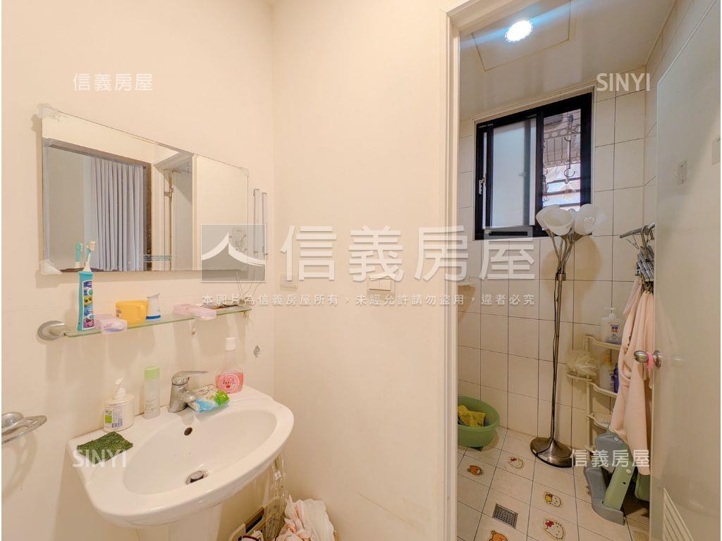 長堤。採光高樓３房帶車位房屋室內格局與周邊環境
