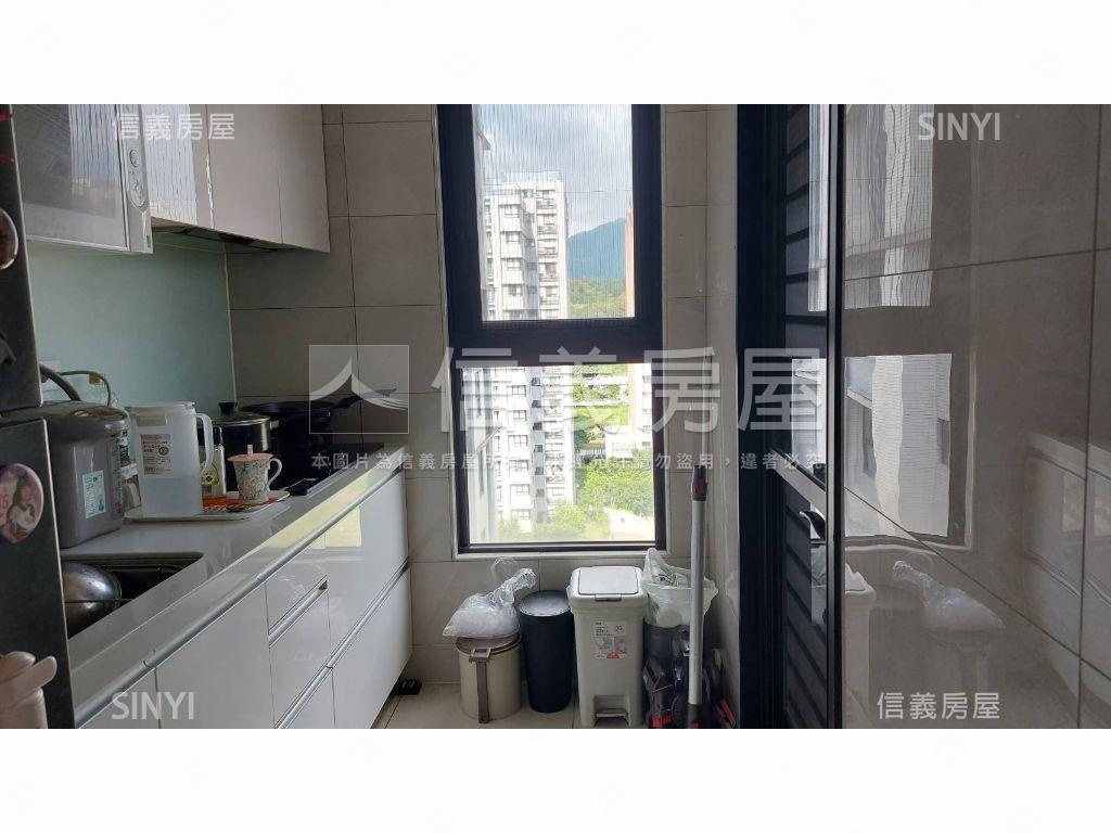 映光文心．文學苑．雅築房屋室內格局與周邊環境