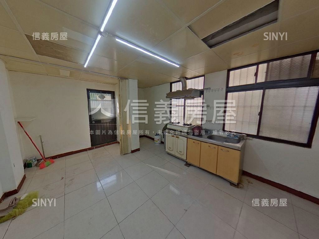 北投奇岩低總價一樓房屋室內格局與周邊環境
