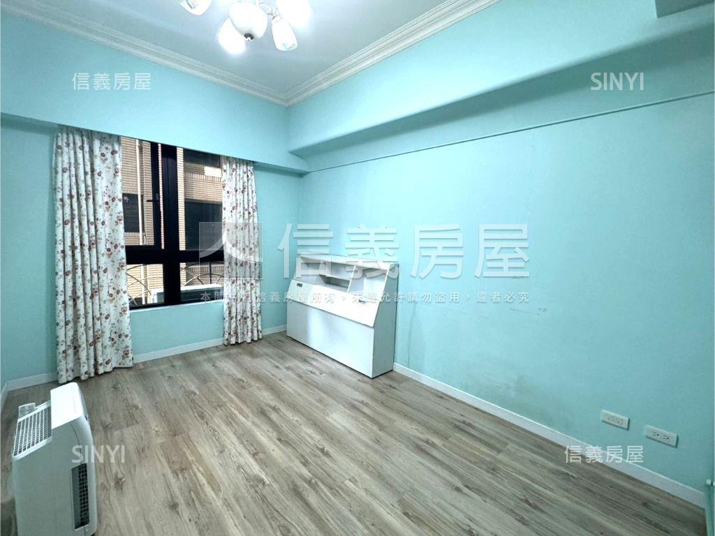 美麗春城成家大二房車位房屋室內格局與周邊環境