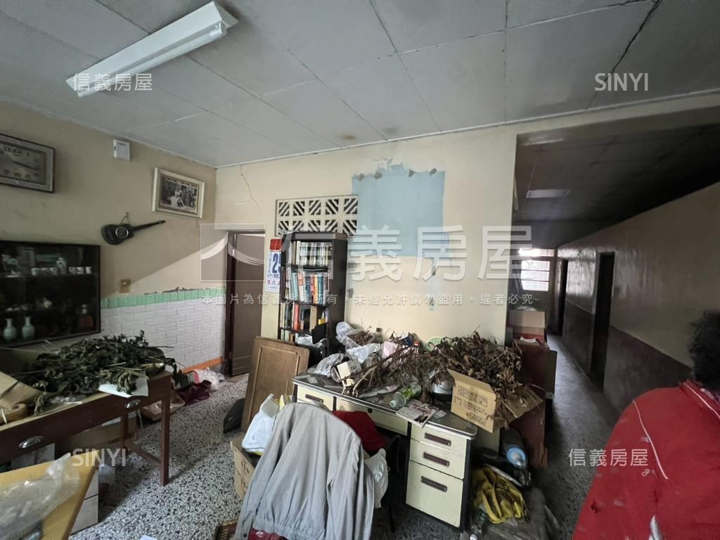 近新天地正路方正面寬店地房屋室內格局與周邊環境