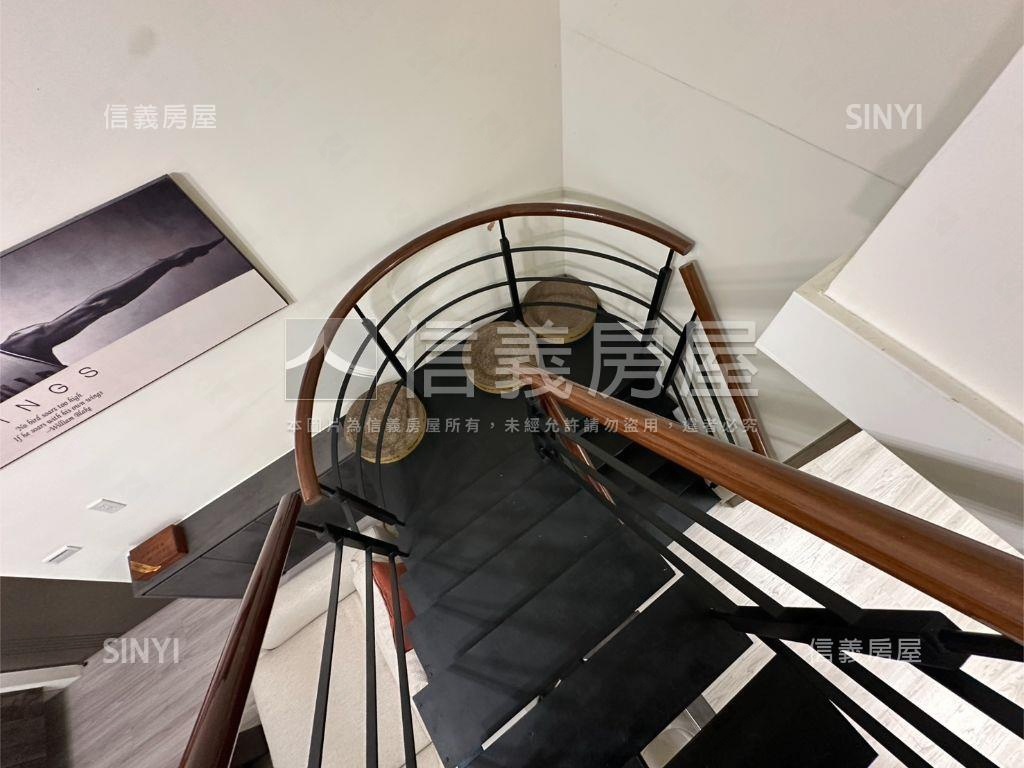 陽光歌德裝潢三房平車房屋室內格局與周邊環境