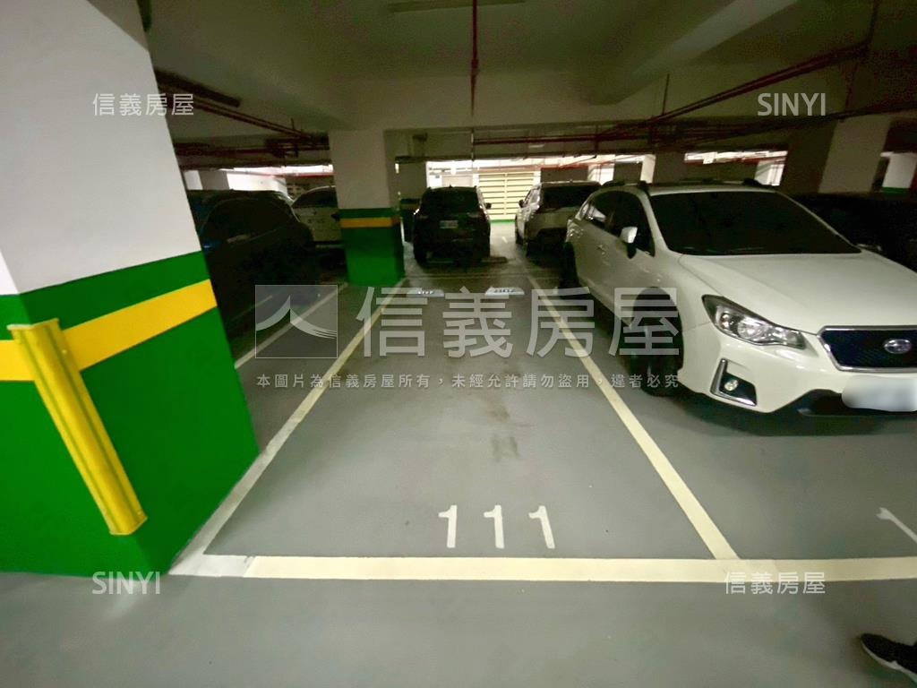 樂群新城邊間稀有採光三房房屋室內格局與周邊環境