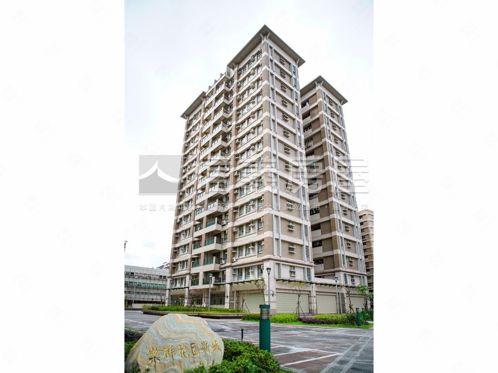 樂群新城邊間稀有採光三房房屋室內格局與周邊環境