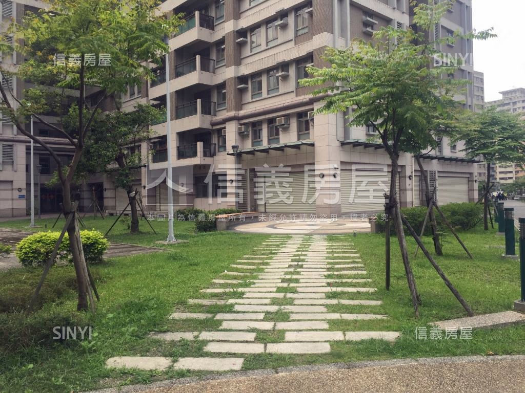 樂群新城邊間稀有採光三房房屋室內格局與周邊環境