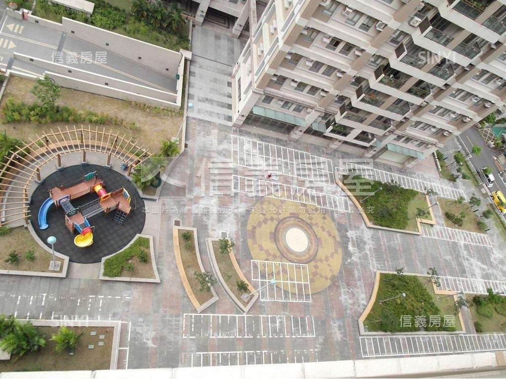樂群新城邊間稀有採光三房房屋室內格局與周邊環境