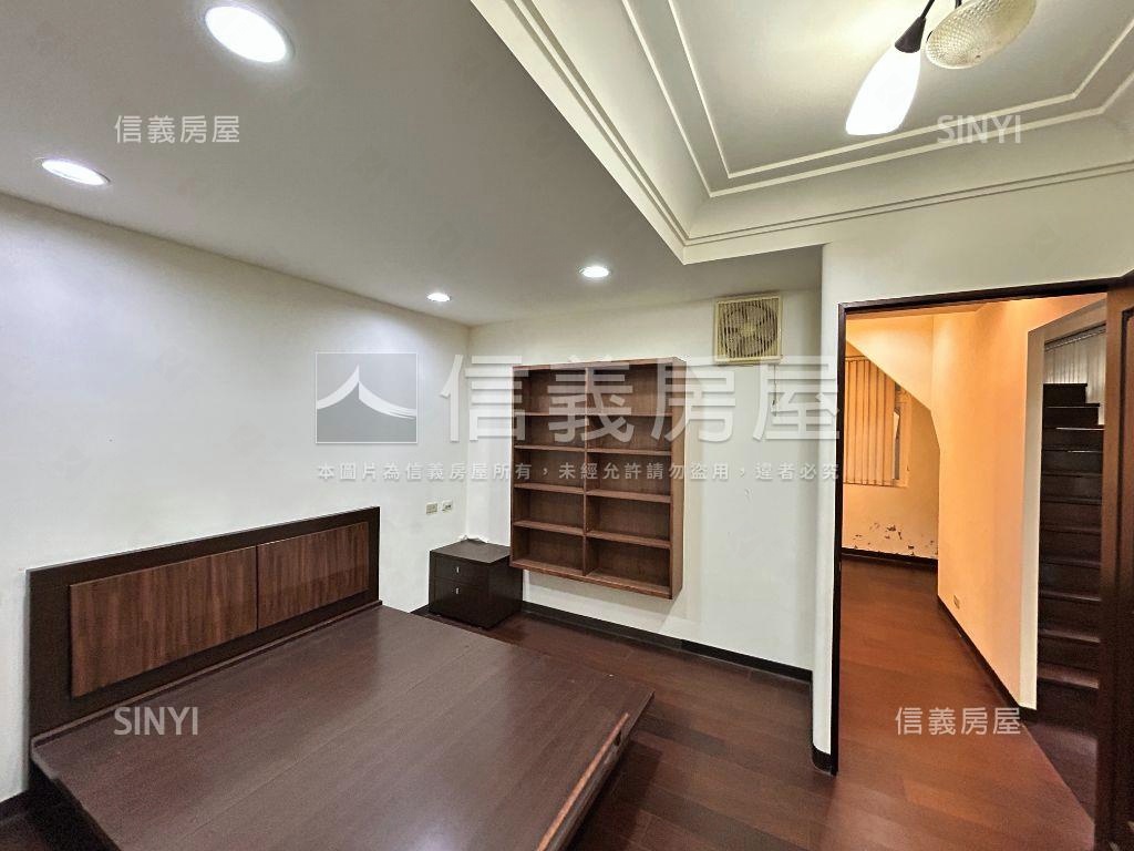 優選士林站透天房屋室內格局與周邊環境