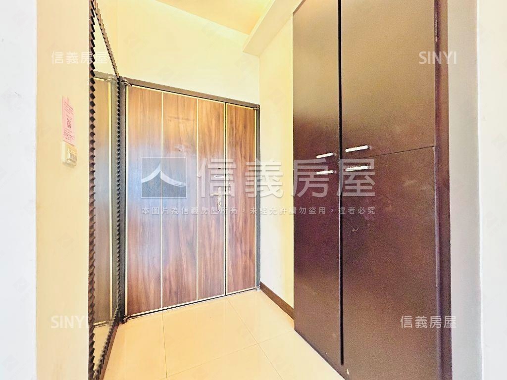 麗寶經典三房附車位房屋室內格局與周邊環境
