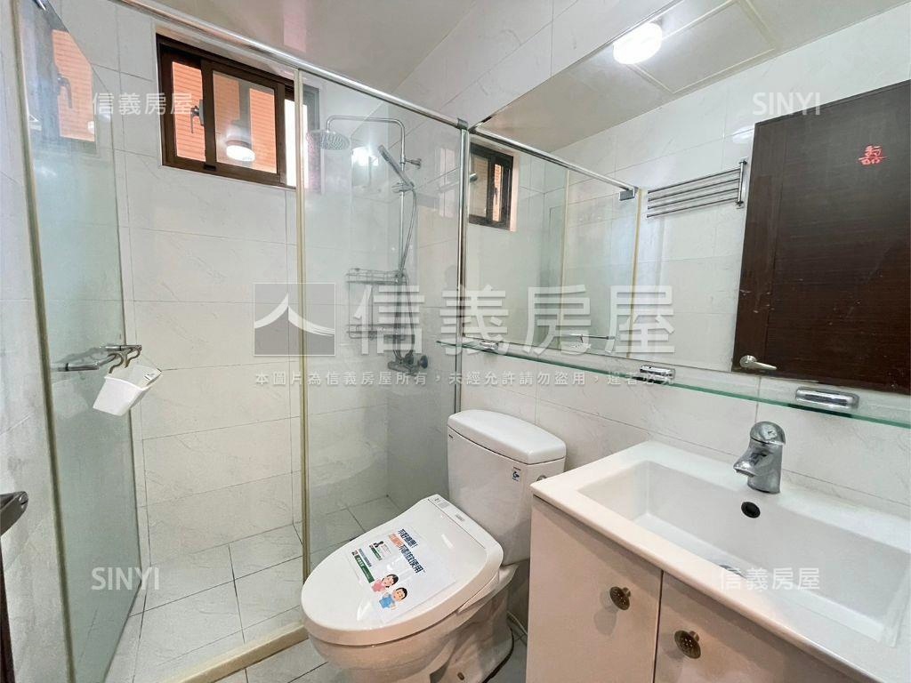 風華挑高兩房帶坡平車位房屋室內格局與周邊環境