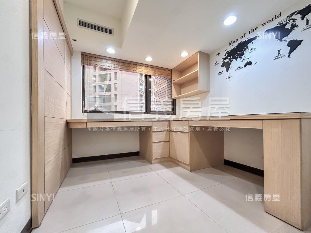 風華挑高兩房帶坡平車位房屋室內格局與周邊環境