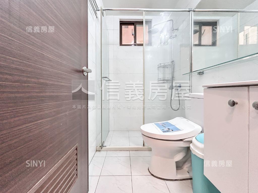 風華挑高兩房帶坡平車位房屋室內格局與周邊環境