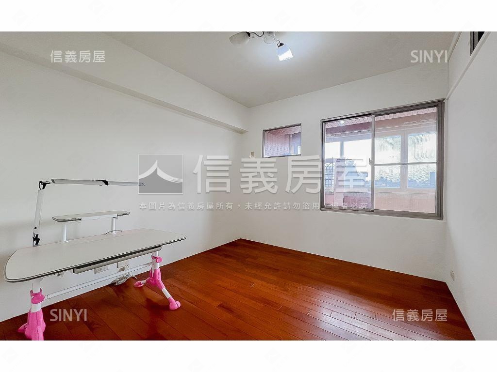 西屯七期視野採光三房車位房屋室內格局與周邊環境