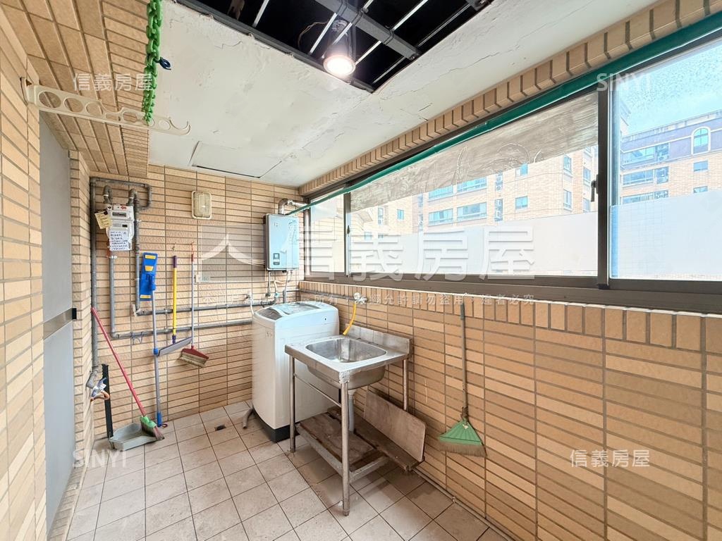 板橋法國賞河景景觀戶房屋室內格局與周邊環境