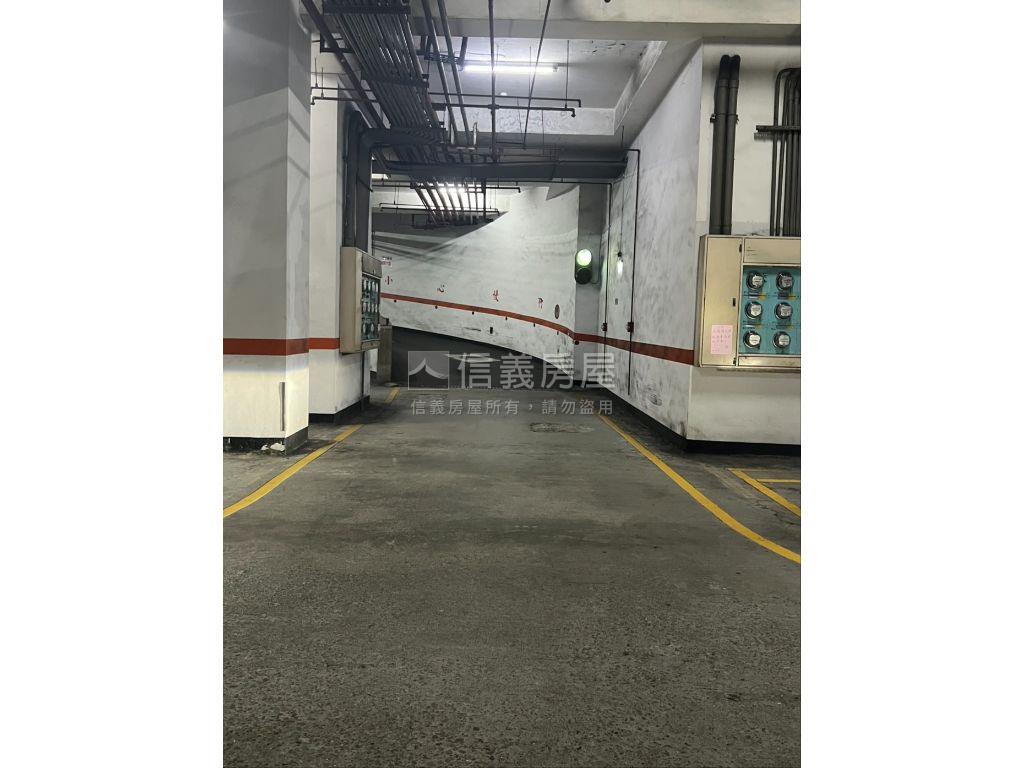 免千萬長億南園３房附車位房屋室內格局與周邊環境