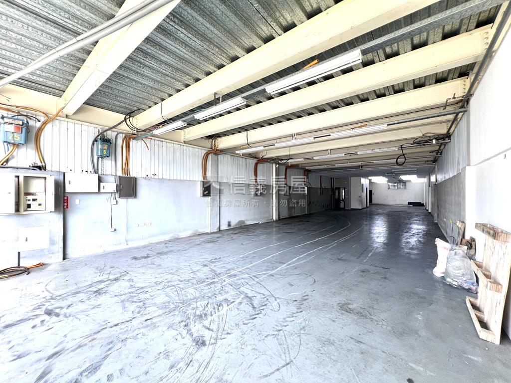 新市核心★大面寬企業廠房房屋室內格局與周邊環境