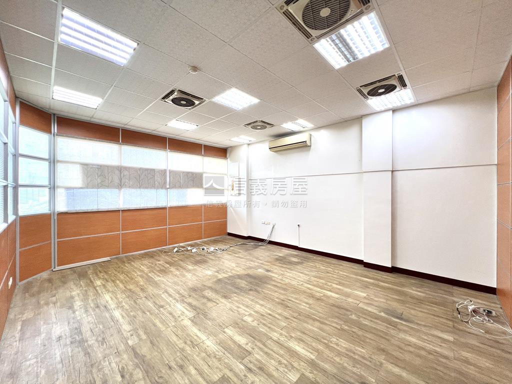 新市核心★大面寬企業廠房房屋室內格局與周邊環境