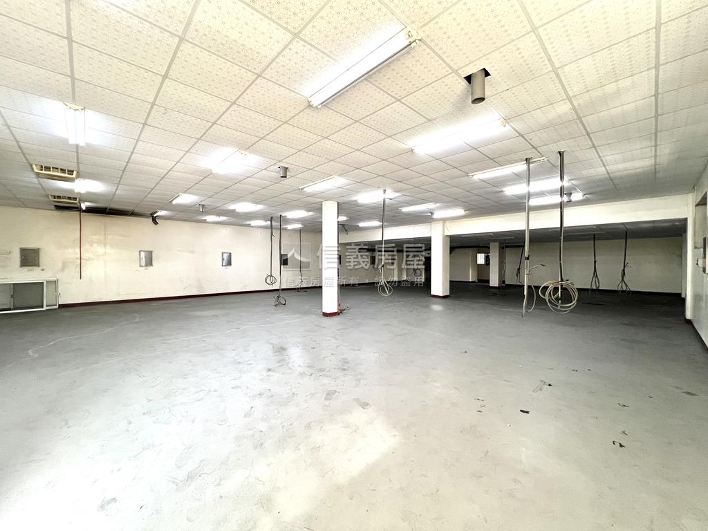 新市核心★大面寬企業廠房房屋室內格局與周邊環境