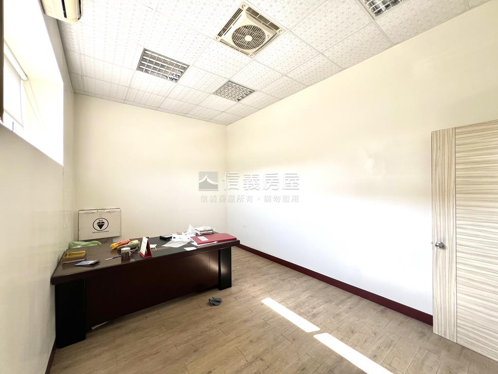 新市核心★大面寬企業廠房房屋室內格局與周邊環境